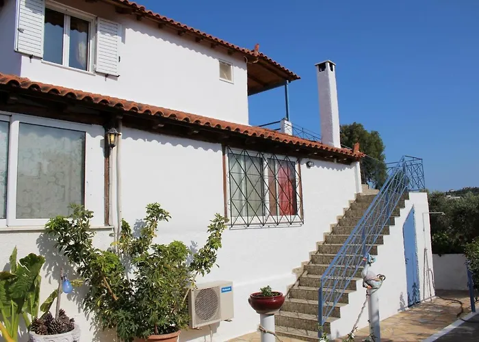 Apartment Akrojali